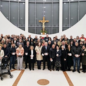 Susret bračnih i zaručenih parova u Župi Uzvišenja Svetoga Križa u Lukarišću